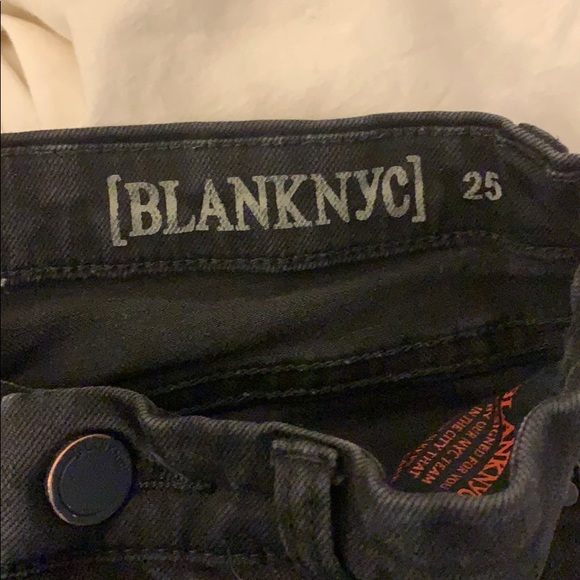 BLANK NYC ultra distressed jeans - Picture 7 of 7